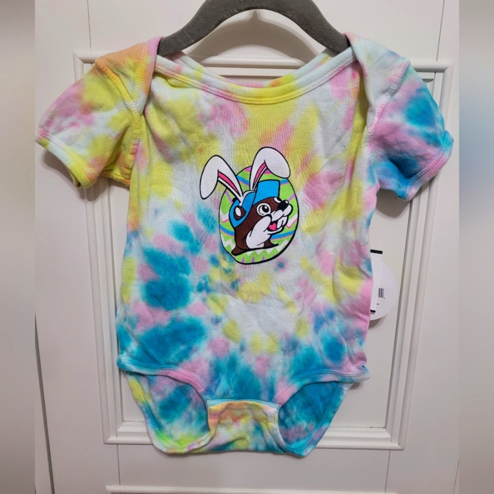 $ 💥3/$24 NWT Buc-ee's‎ Tie Dye Easter Onesie